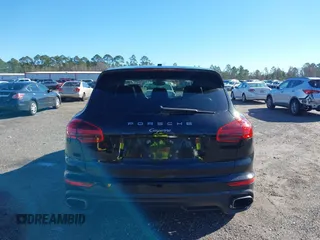 2016 Porsche Cayenne with VIN WP1AA2A21GLA02456, listed as a IAAI auction lot 41309026 with 136,266 mi miles. Bid and sale history available at carsss.com. Image 16.