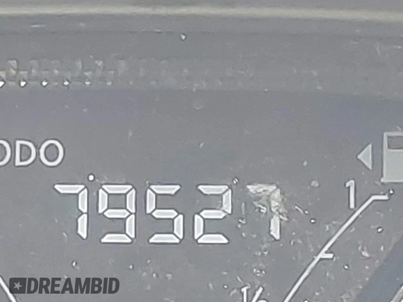2019 Nissan Versa SV z VIN 3N1CN7AP4KL855196, wystawiony jako IAAI lot #42081644 z przebiegiem 79 527 mil mil oraz . Historia ofert i sprzedaży dostępna na DreamBid. Obrazek 16.