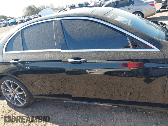 2022 Mercedes-Benz E 350 with VIN W1KZF8DB1NB085013, listed as a IAAI auction lot 41881502 with 83,238 mi miles and . Bid and sale history available at DreamBid. Image 13.