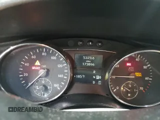 2006 Mercedes-Benz R 3.5L with VIN 4JGCB65E56A021262, listed as a Copart auction lot 74592504 with 173,896 mi miles and Salvage Title. Bid and sale history available at carsss.com. Image 9.