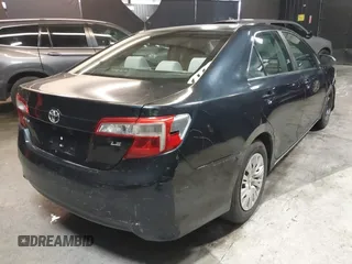 2013 Toyota Camry L with VIN 4T4BF1FK4DR288269, listed as a IAAI auction lot 41869777 with 57,585 mi miles. Bid and sale history available at carsss.com. Image 4.