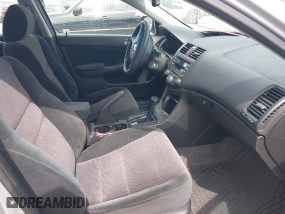 2004 Honda Accord LX z VIN 1HGCM66334A013834, wystawiony jako IAAI lot #42055734 z przebiegiem 225 491 mil mil oraz . Historia ofert i sprzedaży dostępna na DreamBid. Obrazek 5.