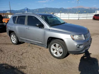 2016 Jeep Compass Sport z VIN 1C4NJCBA6GD553393, wystawiony jako Copart lot #64136605 z przebiegiem 93 909 mil mil oraz Czysty tytuł • Clean title. Historia ofert i sprzedaży dostępna na DreamBid. Obrazek 4.