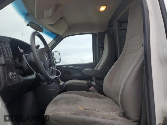 2014 Chevrolet Express Cargo Van with VIN 1GCWGFBA9E1122629, listed as a Copart auction lot 81180664 with 166,832 mi miles and Clean Title. Bid and sale history available at carsss.com. Image 7.