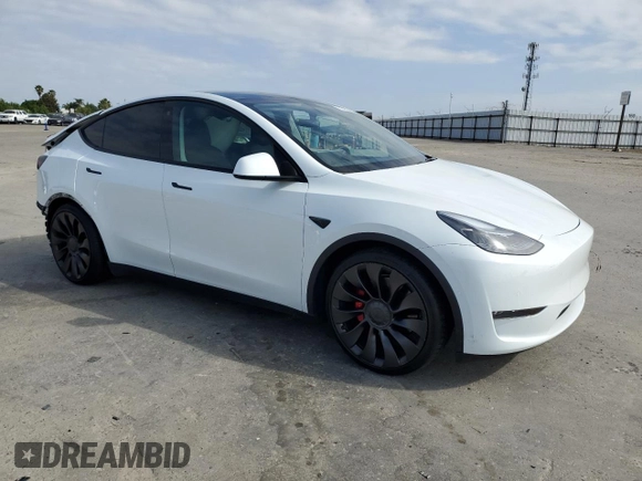 2022 Tesla Model Y Performance с VIN 7SAYGDEF4NF403784, выставлен на аукционе Copart как лот 53392595 с пробегом 51 023 миль миль и Списание • Salvage title. История ставок и продаж доступна на DreamBid. Изображение 4.