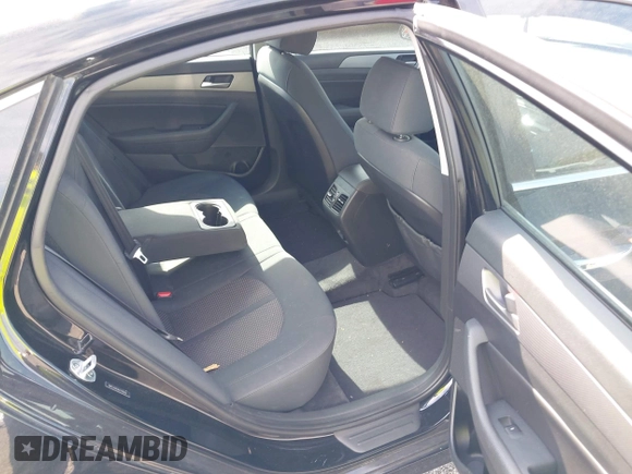 2019 Hyundai Sonata SEL with VIN 5NPE34AF8KH739419, listed as a IAAI auction lot 42125603 with 123,540 mi miles and . Bid and sale history available at DreamBid. Image 8.