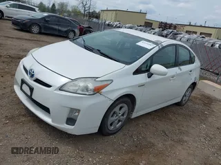 2010 Toyota Prius II with VIN JTDKN3DU9A0194201, listed as a IAAI auction lot 42134987 with 264,115 mi miles. Bid and sale history available at carsss.com. Image 2.