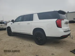 2022 GMC Yukon XL SLT with VIN 1GKS1GKD2NR135678, listed as a Copart auction lot 45760755 with 0 mi miles and Salvage Title. Bid and sale history available at carsss.com. Image 2.