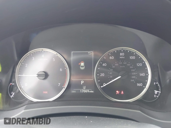 2021 Lexus IS 300 z VIN JTHCA1D27M5115858, wystawiony jako IAAI lot #42131418 z przebiegiem 17 069 mil mil oraz . Historia ofert i sprzedaży dostępna na DreamBid. Obrazek 7.