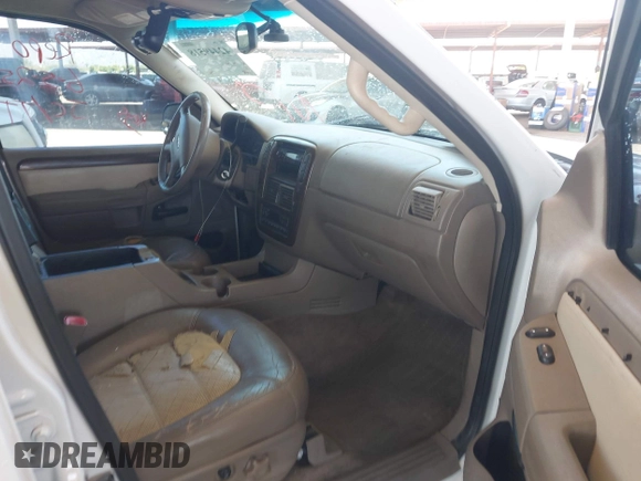 2002 Ford Explorer Eddie Bauer с VIN 1FMZU64W12ZA40059, выставлен на аукционе IAAI как лот 42449518 с пробегом Не указан миль и . История ставок и продаж доступна на DreamBid. Изображение 5.