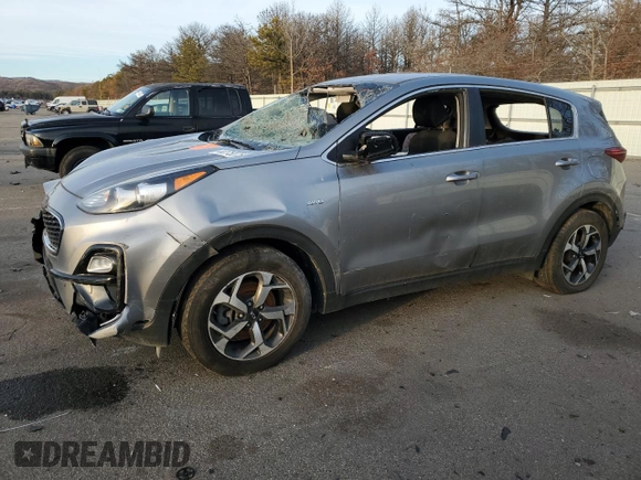 2021 Kia Sportage LX with VIN KNDPMCAC2M7897848, listed as a Copart auction lot 44175375 with 32,922 mi miles and Salvage Title. Bid and sale history available at carsss.com. Image 1.