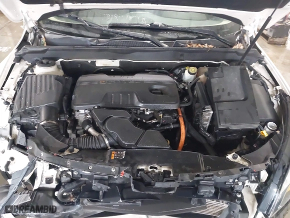 2013 Chevrolet Malibu ECO with VIN 1G11F5RR5DF115111, listed as a IAAI auction lot 41293917 with 118,798 mi miles. Bid and sale history available at carsss.com. Image 10.
