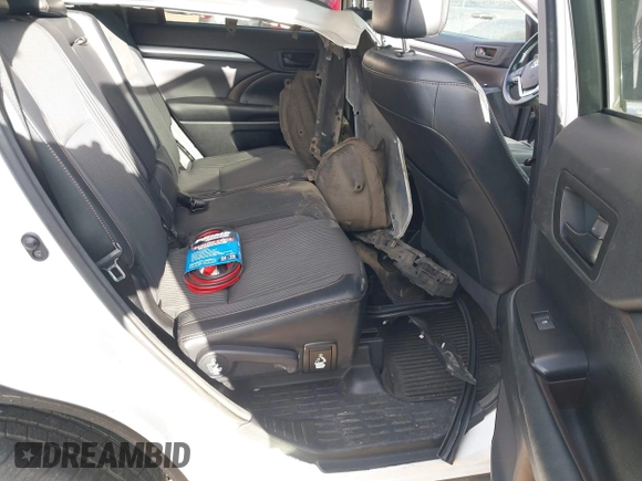 2017 Toyota Highlander LE with VIN 5TDBZRFH2HS409738, listed as a IAAI auction lot 41016417 with 150,417 mi miles and . Bid and sale history available at DreamBid. Image 8.
