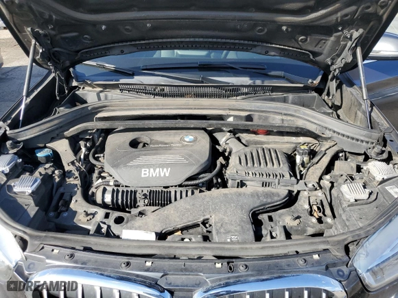 2016 BMW X1 xDrive28i with VIN WBXHT3C37GP888154, listed as a Copart auction lot 49819785 with 181,806 mi miles and Salvage Title. Bid and sale history available at carsss.com. Image 12.
