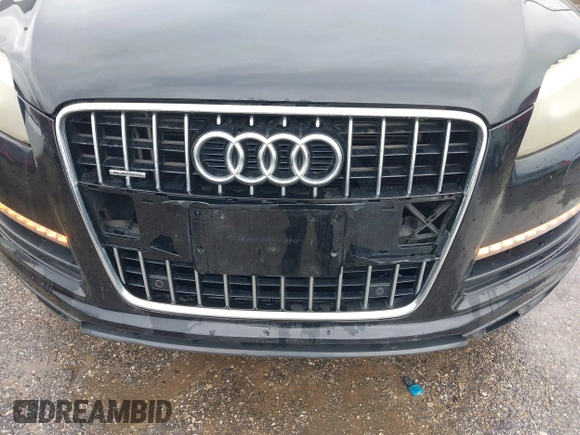 2012 Audi Q7 3.0T Premium Plus with VIN WA1LGAFEXCD004436, listed as a IAAI auction lot 41896760 with 140,500 mi miles. Bid and sale history available at carsss.com. Image 6.