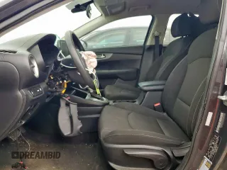 2021 Kia Forte LXS with VIN 3KPF24ADXME284537, listed as a Copart auction lot 58533165 with 70,745 mi miles and Salvage title. Bid and sale history available at DreamBid. Image 7.