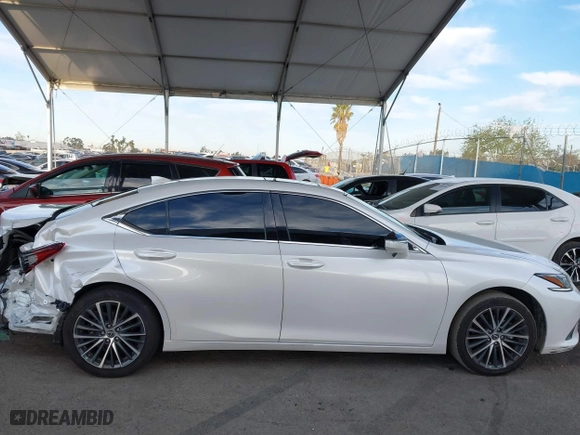 2023 Lexus ES with VIN 58ADZ1B10PU142827, listed as a IAAI auction lot 41841888 with 34,297 mi miles. Bid and sale history available at carsss.com. Image 14.