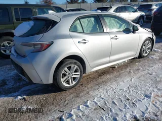 2019 Toyota Corolla Hatchback SE with VIN JTNK4RBE3K3029225, listed as a IAAI auction lot 41633479 with 90,172 mi miles. Bid and sale history available at carsss.com. Image 4.