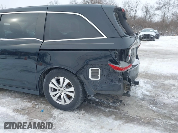 2015 Honda Odyssey EX-L with VIN 5FNRL5H60FB018030, listed as a IAAI auction lot 41608357 with 166,214 mi miles and . Bid and sale history available at carsss.com. Image 18.