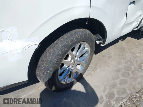 2021 Ford Expedition XLT z VIN 1FMJU1HT6MEA89025, wystawiony jako IAAI lot #42232063 z przebiegiem 46 854 mil mil oraz . Historia ofert i sprzedaży dostępna na DreamBid. Obrazek 19.
