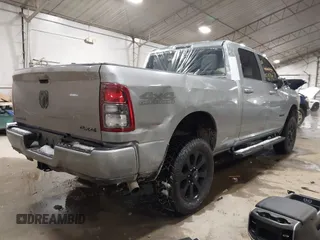 2022 Ram 2500 Big Horn with VIN 3C6UR5DJ7NG216185, listed as a IAAI auction lot 41271076 with 35,683 mi miles. Bid and sale history available at carsss.com. Image 4.