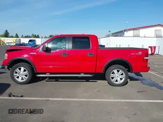 2006 Ford F-150 XLT z VIN 1FTPW14V96KC52092, wystawiony jako IAAI lot #42034553 z przebiegiem 178 376 mil mil oraz . Historia ofert i sprzedaży dostępna na DreamBid. Obrazek 15.