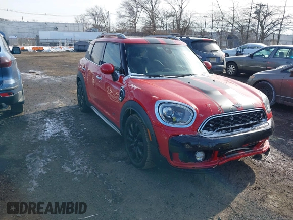 2019 MINI Countryman Cooper S with VIN WMZYT5C57K3E69637, listed as a IAAI auction lot 41379982 with 100,891 mi miles. Bid and sale history available at carsss.com. Image 1.