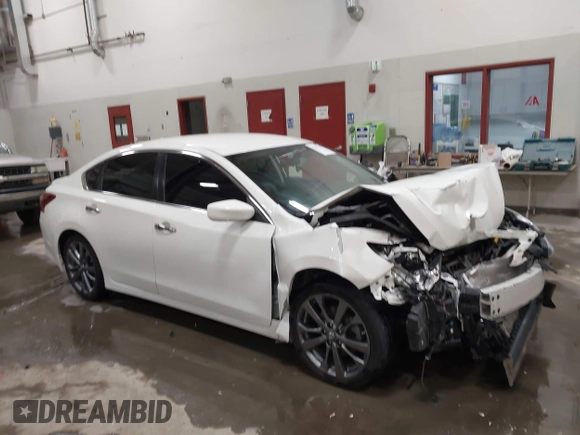 2018 Nissan Altima SV with VIN 1N4AL3AP9JC271718, listed as a IAAI auction lot 41787242 with 73,523 mi miles and . Bid and sale history available at carsss.com. Image 1.