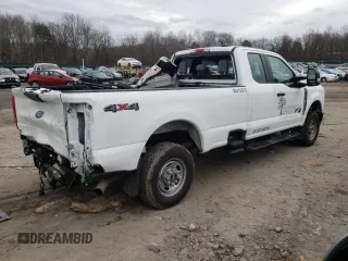 2023 Ford F-350 с VIN 1FT8X3BA3PEC79964, выставлен на аукционе Copart как лот 80507954 с пробегом 18 604 миль миль и Списание • Salvage title. История ставок и продаж доступна на DreamBid. Изображение 3.