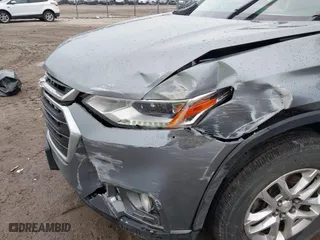 2018 Chevrolet Traverse LT Cloth with VIN 1GNERGKW9JJ108853, listed as a IAAI auction lot 41709938 with 162,873 mi miles. Bid and sale history available at carsss.com. Image 6.