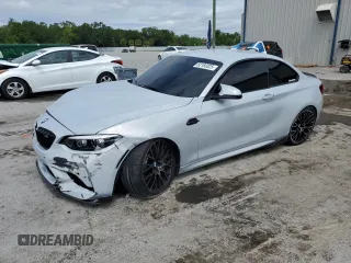 2019 BMW M2 Competition z VIN WBS2U7C54K7D32476, wystawiony jako Copart lot #52183325 z przebiegiem 24 133 mil mil oraz Szkoda całkowita • Salvage title. Historia ofert i sprzedaży dostępna na DreamBid. Obrazek 1.