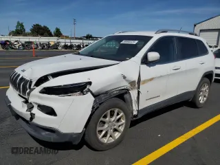 2017 Jeep Cherokee Latitude с VIN 1C4PJMCS1HW524864, выставлен на аукционе Copart как лот 58500325 с пробегом 174 145 миль миль и Списание • Salvage title. История ставок и продаж доступна на DreamBid. Изображение 1.