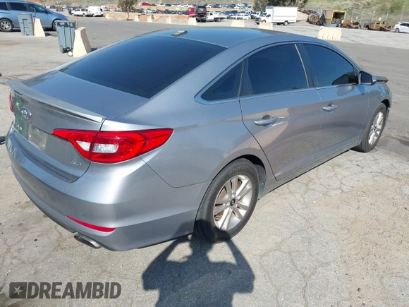 2016 Hyundai Sonata Eco z VIN 5NPE24AA9GH427494, wystawiony jako IAAI lot #41845085 z przebiegiem 79 909 mil mil oraz . Historia ofert i sprzedaży dostępna na DreamBid. Obrazek 4.