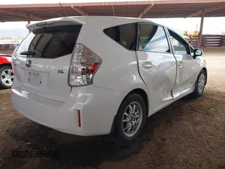 2014 Toyota Prius Two with VIN JTDZN3EU5EJ014581, listed as a IAAI auction lot 41916520 with 182,125 mi miles and . Bid and sale history available at DreamBid. Image 4.