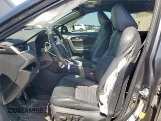 2021 Toyota RAV4 Hybrid XSE с VIN 4T3E6RFV9MU032703, выставлен на аукционе Copart как лот 56862955 с пробегом 44 228 миль миль и Списание • Salvage title. История ставок и продаж доступна на DreamBid. Изображение 7.