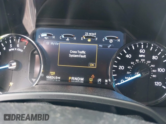 2020 Ford Expedition Limited with VIN 1FMJU1KT2LEA43554, listed as a IAAI auction lot 40889191 with 96,824 mi miles. Bid and sale history available at carsss.com. Image 7.