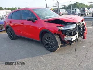 2024 Honda HR-V Sport z VIN 3CZRZ1H56RM730891, wystawiony jako IAAI lot #42302601 z przebiegiem 18 382 mil mil oraz . Historia ofert i sprzedaży dostępna na DreamBid. Obrazek 1.