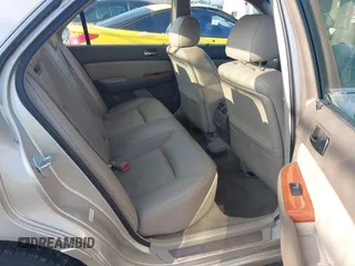 2004 Acura RL w/Navigation System z VIN JH4KA96664C001291, wystawiony jako IAAI lot #41678449 z przebiegiem 83 954 mil mil oraz . Historia ofert i sprzedaży dostępna na DreamBid. Obrazek 8.