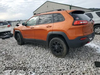 2016 Jeep Cherokee Trailhawk z VIN 1C4PJMBB5GW299512, wystawiony jako Copart lot #45356355 z przebiegiem Nie podano mil oraz Szkoda całkowita • Salvage title. Historia ofert i sprzedaży dostępna na DreamBid. Obrazek 2.