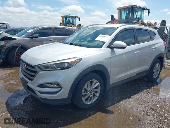 2016 Hyundai Tucson Sport with VIN KM8J33A25GU233478, listed as a IAAI auction lot 42109517 with 81,039 mi miles. Bid and sale history available at carsss.com. Image 2.