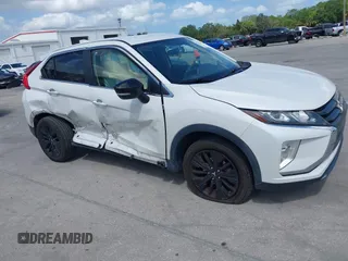 2019 Mitsubishi Eclipse Cross LE z VIN JA4AT4AA7KZ001889, wystawiony jako IAAI lot #42013802 z przebiegiem 82 518 mil mil oraz . Historia ofert i sprzedaży dostępna na DreamBid. Obrazek 1.
