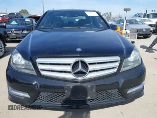 2013 Mercedes-Benz C-Class C 250 Sport with VIN WDDGF4HB4DA746936, listed as a IAAI auction lot 41594574 with 101,488 mi miles. Bid and sale history available at carsss.com. Image 13.