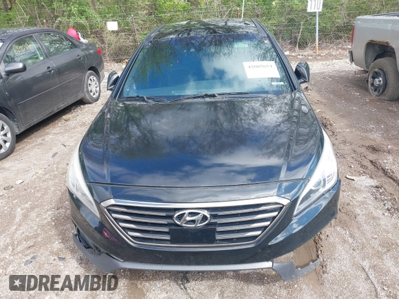 2015 Hyundai Sonata 2.0T Sport with VIN 5NPE34AB2FH068154, listed as a IAAI auction lot 42085654 with 77,824 mi miles. Bid and sale history available at carsss.com. Image 12.