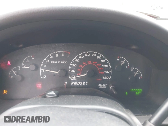 2002 Ford Explorer XLT с VIN 1FMZU73K72ZC76154, выставлен на аукционе IAAI как лот 41539636 с пробегом 177 723 миль миль и . История ставок и продаж доступна на DreamBid. Изображение 7.
