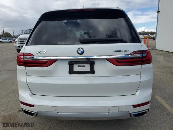 2021 BMW X7 xDrive40i with VIN 5UXCW2C00M9F64057, listed as a Copart auction lot 51298195 with 67,097 mi miles and Salvage Title. Bid and sale history available at carsss.com. Image 6.