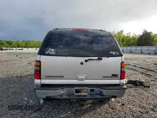 2004 Chevrolet Suburban LT with VIN 1GNEC16Z24J118695, listed as a Copart auction lot 52744505 with 306,940 mi miles and Salvage title. Bid and sale history available at DreamBid. Image 6.