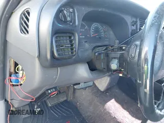 2000 Dodge Ram 2500 with VIN 1B7KC2364YJ114892, listed as a IAAI auction lot 41821163 with 334,778 mi miles. Bid and sale history available at carsss.com. Image 13.