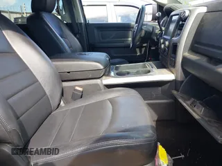 2016 Ram 2500 Laramie with VIN 3C6UR5FL8GG217024, listed as a IAAI auction lot 40235735 with 82,212 mi miles. Bid and sale history available at carsss.com. Image 5.