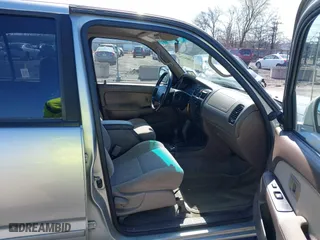 2000 Toyota 4Runner SR5 with VIN JT3HN86R1Y0296588, listed as a IAAI auction lot 42005173 with 177,946 mi miles. Bid and sale history available at carsss.com. Image 5.