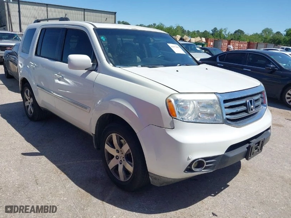 2013 Honda Pilot Touring with VIN 5FNYF4H96DB067995, listed as a IAAI auction lot 41977403 with 129,223 mi miles. Bid and sale history available at carsss.com. Image 1.